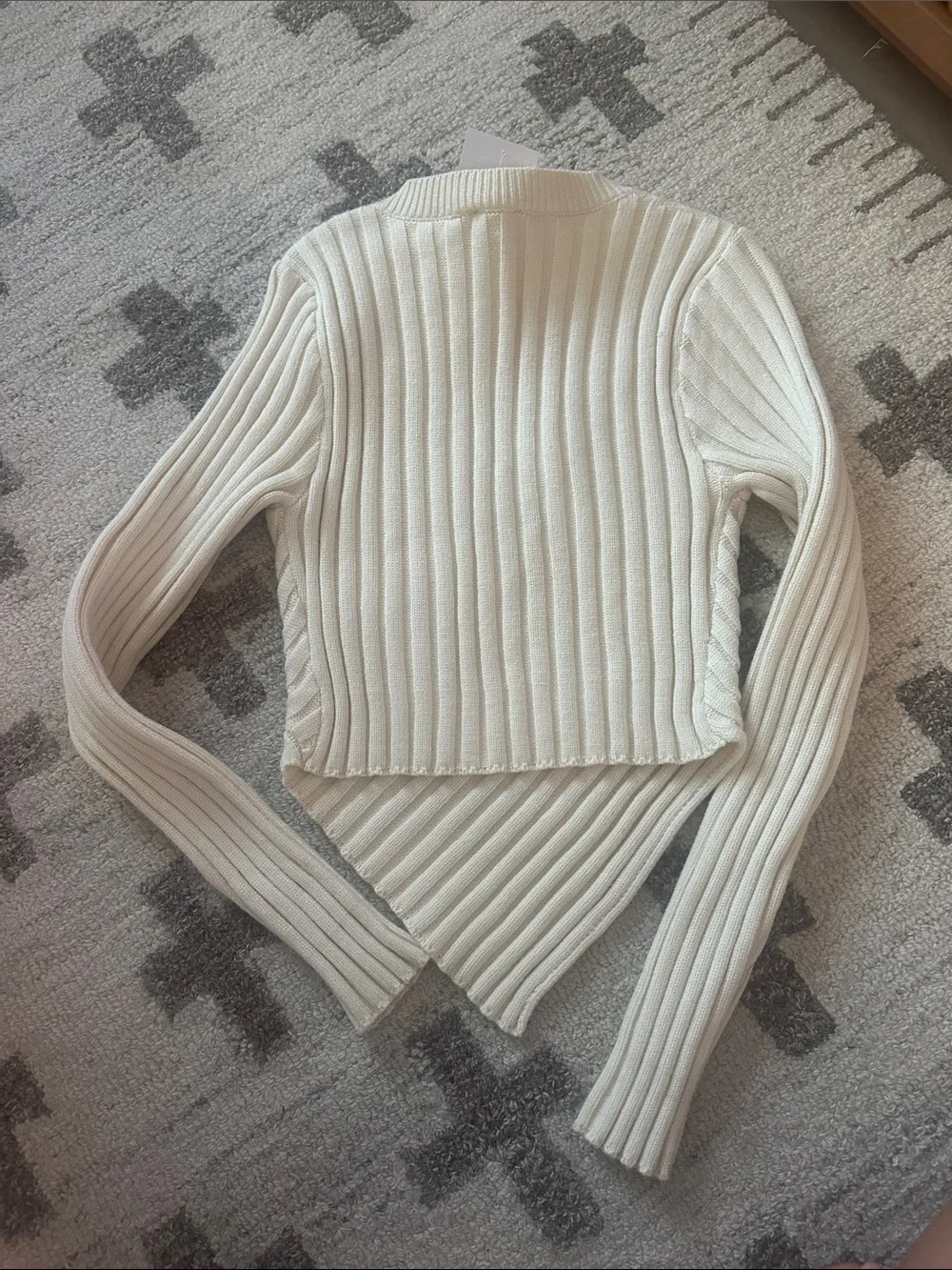 Le Lis stylish cream